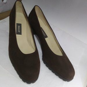 Bally Ringo  Brown Suede Shoes pumps  sz 5 1/2 E or in US 7.5